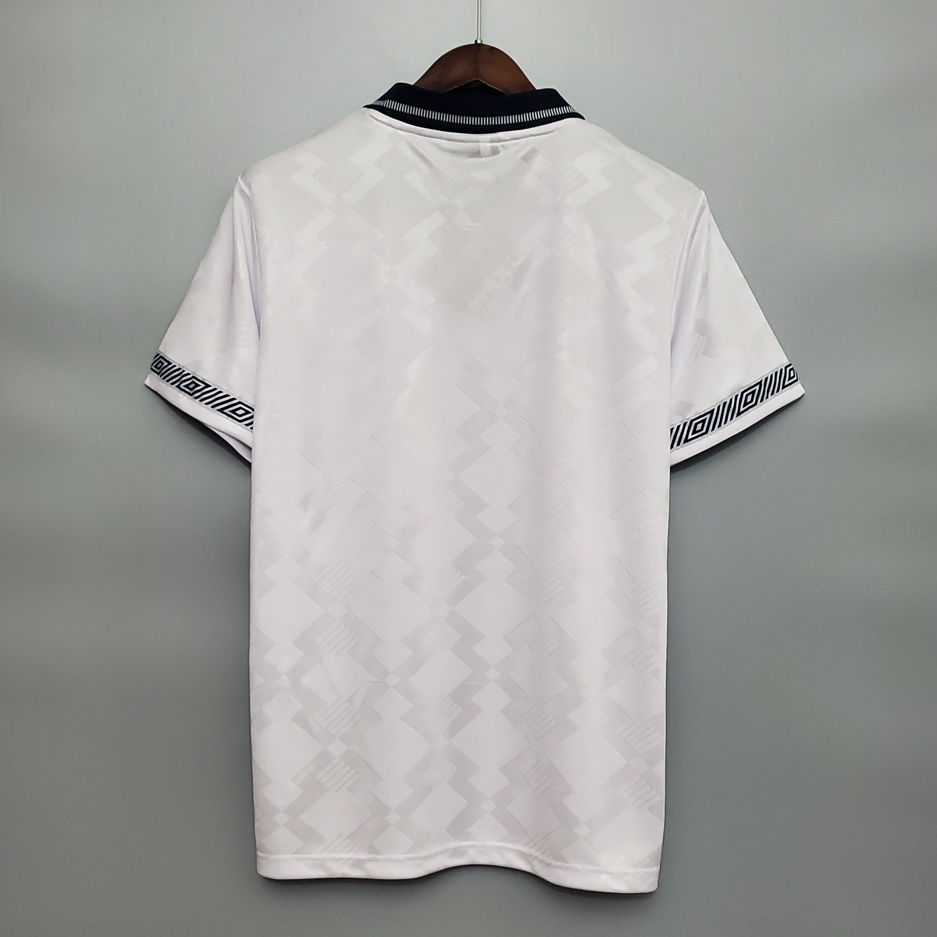 England 90 | Retro Home